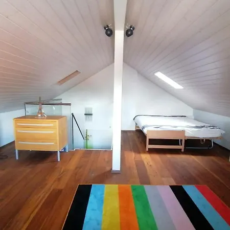 Stylish & Cozy Villa, Sunny Terrace, Games 아파트 Luins