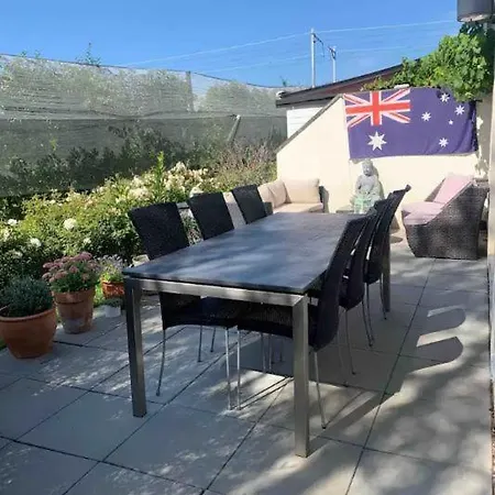 아파트 Stylish & Cozy Villa, Sunny Terrace, Games